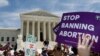 Para aktivis pendukung aborsi berdemo di luar gedung Mahkamah Agung AS di Washington, 21 Mei 2019. 