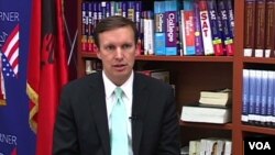 康涅狄格州的民主党籍参议员墨菲