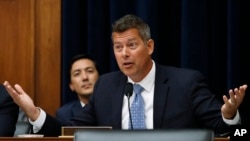 Zastupnik Sean Duffy, R-Wis., govori tokom saslušanja 18. jula 2018. na Capitol Hillu u Washingtonu. Novoizabrani predsjednik Donald Trump predložio je Duffyja za ministra saobraćaja.