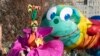 Macy's Thanksgiving Day Parade Marches on in Blustery New York Weather