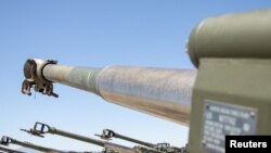 Буксировані 155-мм гаубиці M777, Каліфорнія, 22 квітня 2022 року. U.S. Marine Corps/Cpl. Austin Fraley/Handout via REUTERS. 
