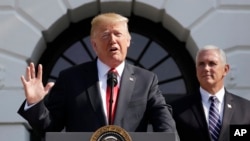 El presidente Donald Trump resaltó los avances en cuanto a la economía estadounidense y afirmó que las cifras no sólo son "sostenibles" sino que incluso mejorarán.