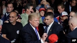 Republikanski predsednički kandidat Donald Tramp na skupu u Mičigenu. 