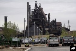 Bir paytlar Pensilvaniya metal sanoati makoni edi. Bu zavodlar keyinchalik chet elga ko'chdi.