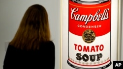"El Príncipe del Pop Art convirtió una lata de sopa en un tesoro de museo", escribió el New York Post, cuando Andy Warhol murió en 1987.