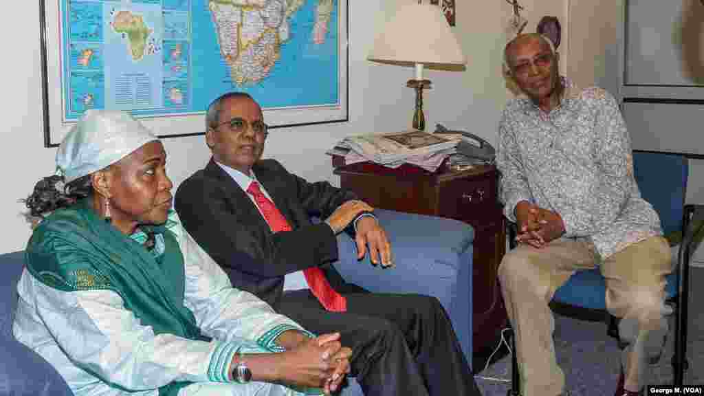 Ziyarar Fira Ministan Jamuhuriyar Nijar Brigi Rafini a VOA Tare Da Dr. Hassana Halidou, Negussie Mengesha