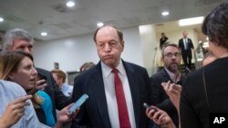 Le sénateur républicain Richard C. Shelby, annonçant l'accord de principe avec les démocrates pour éviter un nouveau shutdown.