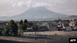 Bato baike na Goma na makolo ya ngomba Nyiragongo, 5 juin 2021.