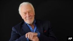 Aktor kawakan Christopher Plummer menggantikan Kevin Spacey dalam film "All the Money in the World". 