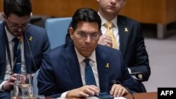 Duta Besar Israel untuk PBB Danny Danon berbicara dalam rapat Dewan Keamanan PBB yang membahas operasi UNRWA di New York, Selasa, 28 Januari 2025. (Foto: Yuki Iwamura/AFP)