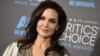 Angelina Jolie Angkat Indung Telur, Hindari Risiko Kanker