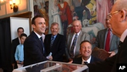 Emmanuel Macron a rumfar zabe