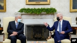 ARCHIVO-Encuentro del presidente de EEUU, Joe Biden, y su homólogo mexicano, ANdrés Manuel López Obrador, durante la más reciente Cumbre de América del Norte. Está previsto que ambos líderes se reúnan en Washington este 12 de julio de 2022.
