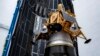 SpaceX отправила два космических аппарата, которые должны совершить посадку на Луне