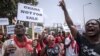 Une manifestation contre la vie chère tourne à la violence à Accra