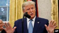 Le président Donald Trump, bureau ovale de la Maison-Blanche, le 8 octobre 2019.
