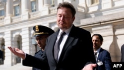 Pour atteindre 23 pays d’ici fin d'année, l'entreprise Starlink d'Elon Musk acquiert des licences d’exploitation au fur et à mesure.