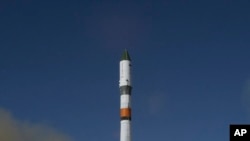 Pesawat kargo Rusia Souz 2,1A diluncurkan pada 14 Oktober 2017 di Baikonur, Kazakhstan. Rusia membatalkan peluncuran pesawat kargo tak berawak ke Stasiun Antariksa Internasional pada hari Minggu, 11 Februari 2018.