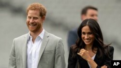 Pour certains en Afrique du Sud, la présence de Meghan - une Américaine métisse descendante d'esclaves du côté de sa mère - pourrait faire de cette visite un événement particulièrement spécial.