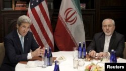 جان کری و محمدجواد ظریف روز جمعه دوم اردیبهشت برای دومین بار در نیویورک با هم دیدار کردند. 