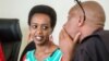 L’opposante Diane Rwigara et son avocat devant la Haute Cour de Kigali au Rwanda le 7 novembre 2018.