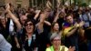 Le Parlement catalan proclame l'indépendance