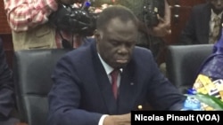 Michel Kafando, le 20 février 2016 à Niamey, Niger (VOA/Nicolas Pinault)