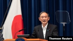 Perdana Menteri Jepang Suga mengadakan konferensi pers di Tokyo. (Foto: Reuters)