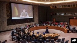 乌克兰总统泽连斯基通过对视频对聚集在纽约联合国总部的安理会成员国代表讲话。(2022年9月27日)