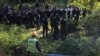 Protest ekoloških aktivista protiv gradnje mosta u Novom Sadu, privedeno 10 ljudi