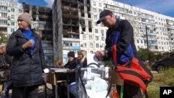 Проведение псевдореферендума в Мариуполе. Донецкая область, Украина. 