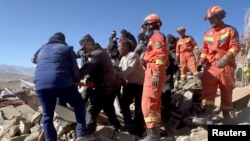རྒྱ་ནག་གཞུང་གི་གསར་འགྱུར་བརྙན་པར།