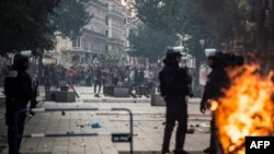 Des incidents ont eu lieu en marge de certains rassemblements après la victoire de la France au Mondial 2018, à Lyon, le 15 juillet 2018.