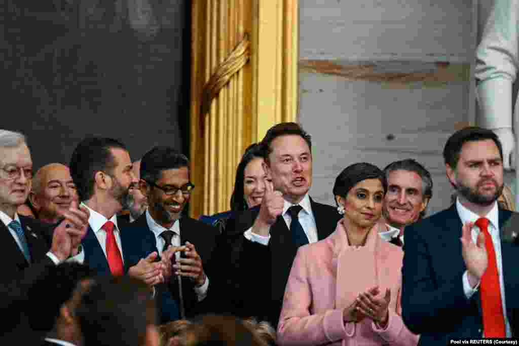 Elon Musk, Visi prezida James David Vance na madamu wiwe Usha Vance hamwe na Elon Musk
