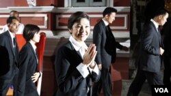 Oposisi menuduh pemerintahan PM Yingluck Shinawatra berperan dalam pemberian visa oleh Jepang kepada mantan PM Thaksin.