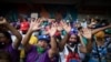 Partidos del chavismo y de una oposición minoritaria presentaron candidatos, hicieron campaña y llamaron a la ciudadanía a componer el poder legislativo, pero partidos leales a Guaidó se mantienen firmes.