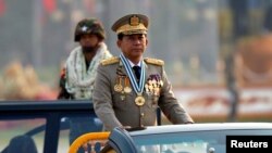 မှတ်တမ်းဓါတ်ပုံ - ၂၀၁၇ မတ်လ ၂၇ ရက်နေ့က ကျင်းပတဲ့ ၇၂ ကြိမ်မြောက် တပ်မတော်နေ့အခမ်းအနား 