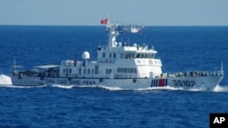 日本海上保安廳第11管區2016年8月6日公開了當天上午拍攝到在尖閣諸島(釣魚島)附近海域航行的中國海警艦艇照片。