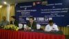 Tek Vannara, center, director of the NGO Forum, at a seminar to discuss Cambodia's controversial draft law, held at Phnom Penh's Cambodiana Hotel, on July 7th, 2015. (Photo: Hul Reaksmey/VOA Khmer) 