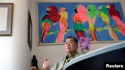 苹果日报创办人黎智英在香港接受采访时谈港版国安法。（2020年5月29日）