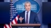 Jeff Zients, le responsable de la Maison Blanche pour la riposte à la crise Covid-19, lors d'un point de presse, le 13 avril 2021, à Washington.