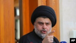 درحالی که پیشتر گفته شد مقتدی صدر به تهران می رود، خبرگزاری ایرنا سفر او را به نقل از مقامات تهران تکذیب کرد. 