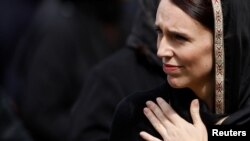 La première ministre néo-zélandaise, Jacinda Ardern, près de la mosquée Al-Noor, à Christchurch, en Nouvelle-Zélande, le 22 mars 2019. REUTERS / Jorge Silva TPX - IMAGES DU JOUR