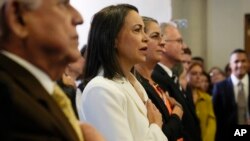María Corina Machado, candidata presidencial de la oposición en Venezuela, participa en un acto posterior a su triunfo en la primaria del antichavismo, el 26 de octubre de 2023.