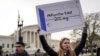 ARHIVA - Pilula za abortus mifepriston (Foto: AP/Charlie Riedel)
