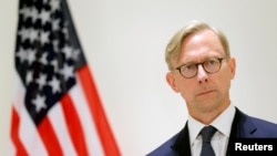 La investigación señala que el representante especial para Irán, Brian Hook, removió a la empleada Sahar Nowrouzzadeh por motivos políticos.