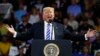 Trump pense que les marchés vont s'effondrer "si je suis destitué" 