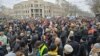 Akcija "Stani Srbijo, stani uz studente" održana širom zemlje, u Novom Sadu incidenti u Gradskoj kući