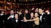 “Parasite” gana mejor película y hace historia en los Oscar