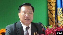 លោក​ឈាង វ៉ុន ​តំណាង​រាស្រ្ត​គណបក្ស​កាន់​អំណាច ឆ្លើយតប​នឹង​សរអា​ដែល​សម្តែង​ការព្រួយ​បារម្ភ​អំពីលទ្ធិ​ប្រជាធិបតេយ្យ​ធ្លាក់​ចុះ​នៅ​កម្ពុជា​ ក្រោយ​ពីការ​បណ្តេញ​សមាជិក​សភា​គណបក្សប្រឆាំង។​